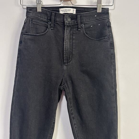 Abercrombie & Fitch Jeans 26/2 Super Skinny Ankle Jeans Black Stretch Ripped - Picture 3 of 9